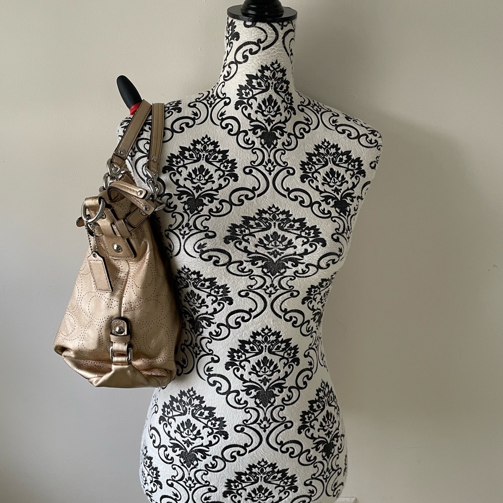 Gold Designer Women's Bag - Picture 4 of 15